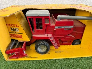 Massey Ferguson 860 Combine Ertl Stock  #169