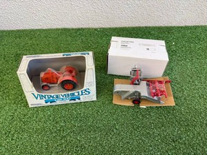 Case 500 143 Scale Tractor & Case Stock #A039 Pull Behind Combine