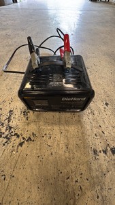 DieHard 12v Battery Charger
