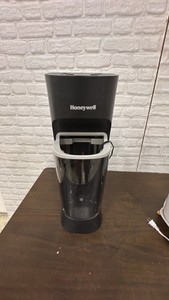 Pair of Humidifiers and a Touchless Vacuum