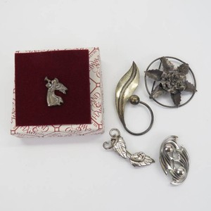 Grouping of 5 Vintage Sterling Silver Brooches-38.160g