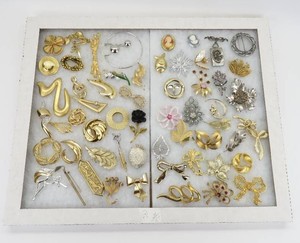 Large Collection of 57 Womens Fashion Brooches-Some Marked
