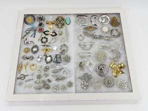 Large Collection of 80 Womens Fashion Brooches-Some marked