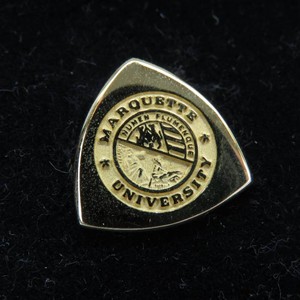 Vintage Triangular 110-10K Marquette University Tie Tack wDisplay Box