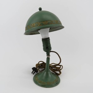 1920s30s Greist Mfg Co. Small Green Desk Lamp