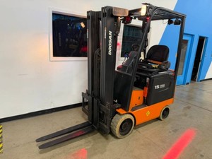 2019 Doosan BC15S-5 48 Volt  Electric Forklift