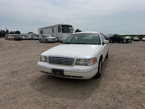 2004 Ford Crown Victoria Only 80,473 miles