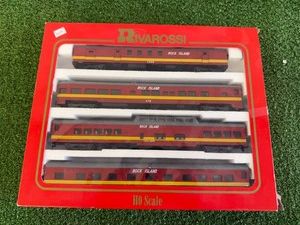 Rivarossi HO Scale 4 Car Smoothside Passenger Car Set