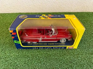 1958 Chevrolet Impala Convertible 124 Scale Die-Cast Replica