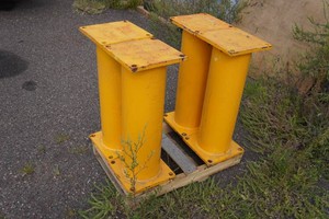 4 Heavy-Duty Steel Industrial Pedestals