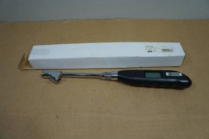 Digital Straight Dual Foot Service Gauge
