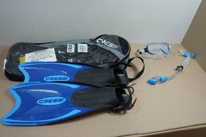 Cressi Adult Rondine Palau Fin Snorkel Set - Fin Size SM