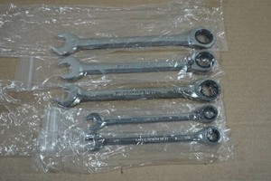 GearWrench Ratcheting Combination Wrenches