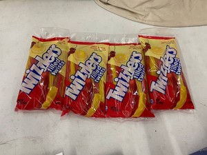 Twizzlers Filled Twists Sweet & Sour 7oz Bags (Lot of 4)