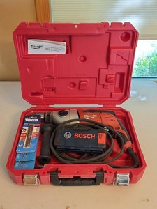 Milwaukee 12in Hammer Drill 5380-21 Kit w Case & Masonry Bits
