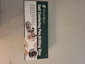 WoodRiver Self Centering Pen Drilling Vise Woodturning Jig w Box