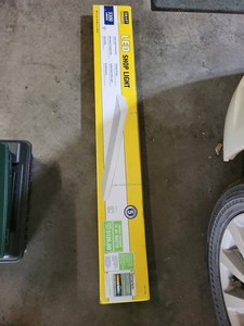 Smart Electrician 46in LED Shop Light 3300 Lumens 4200K White