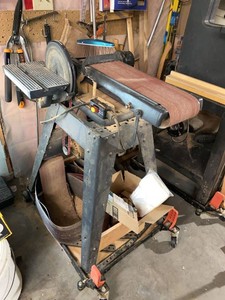 Stationary Belt Disc Sander on Stand With Extra Sanding Belts