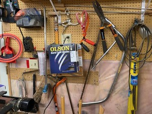 Lot of Assorted Hand Tools Fiskars Olson Rain-X Garden Shop