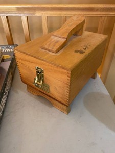 Vintage Griffin Shinemaster Wood Shoe Shine Box Kit w Contents