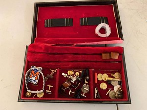 Vintage Mens Cufflinks Tie Clips Lapel Pins Mixed Accessory Lot