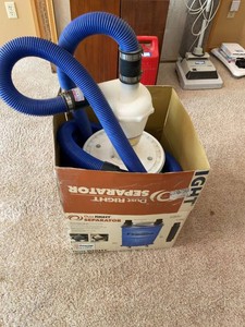 Rockler Dust Right Separator Dust Collection System w Hoses Boxed