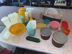 Group Vintage Tupperware Kitchen Storage Cups Bowls Canisters