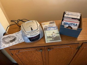 Group GPX AMFM CD Cassette Boombox With Assorted Music CDs, Tested and Working, See Photos