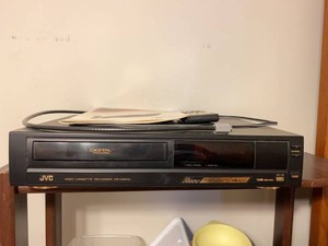 JVC HR-D660U VHS VCR 4-Head w Remote Manual & Cable