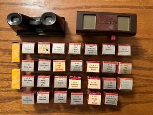 Vintage Tru Vue 3D Steroscope and View Master with 3D Filmstrips from the 1930s