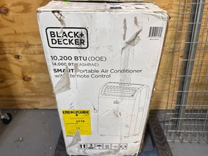 $450 BLACKDECKER Portable Air Conditioner with Dehumidifier and Fan White