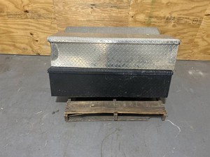 $1100 Northern Tool  Equipment Toolboxes Variety Lot (2x 48in. x 11.5in. x 11in) (1x 47.75in. x 15.75in. x 20in. x 18in.) (Lot of 3) $1100