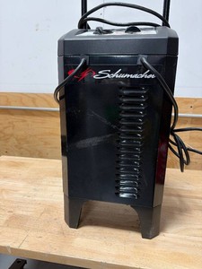 Schumacher wheeled manual battery charger Engine starter, 612 volt 102550250 amp