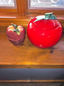 Apple Cookie Jar