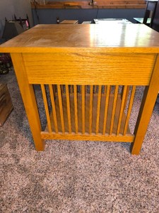 Mission style side table-Golden oak