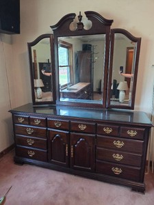 KINCAID Cherry Mountain III Triple Dresser with Mounted Tri-Fold Mirror