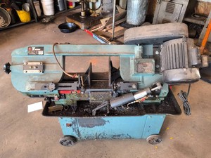 RONG FU Turn-Pro 7 x 12 Manual Combination Horizontal & Vertical Bandsaw