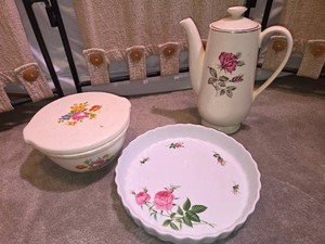 Porcelain teapot, covered ceramic bowl, scalloped serving plate