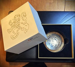 Exceedingly Rare 2021 Royal Dutch Mint 1oz Silver Lion Dollar in Sommer Glass Display, #31 of 330