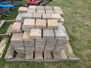 Pallet of 6 14 x 6 14 Square Cement Pavers (Qty 175)