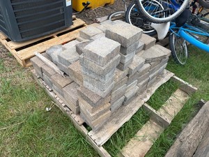 Pallet of Mostly 6 14 x 6 14 Square Cement Pavers (Qty 150) Also Includes a Couple of Larger Cement Pavers