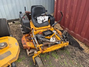Hustler FasTraK Parts Mower