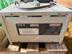 24 Volt 10 Amp Battery Charger (small gray plug)