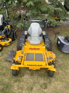 2012 Hustler Fastrack Super Duty Mower, 60 Deck, Kawasaki Engine, 814 Hours