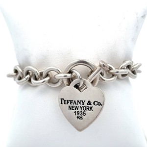 Tiffany & Co. Heart Charm Toggle Bracelet VIDEO