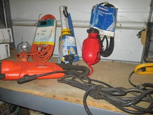 (3) assorted hangable work lights with Black and Decker snake light