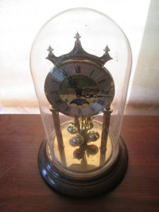 Glass done Torsion style mantle clock
