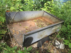Craftsman metal pull behind yard trailer