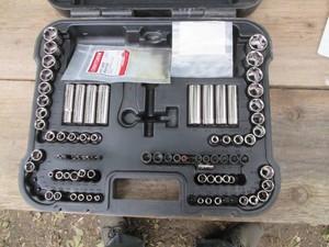 Large Craftsman deep and shallow well socket set