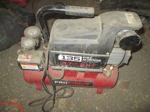Pro Force 3-gallon hot dog air compressor